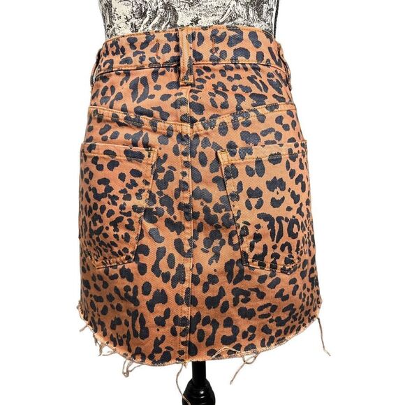 Free People We The Free leopard Print Zip it up Denim mini skirt size 24 - Picture 1 of 10